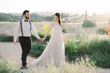 Tan Weddings & Events - Wedding DJ