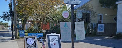 Good Earth Records - Bay St. Louis