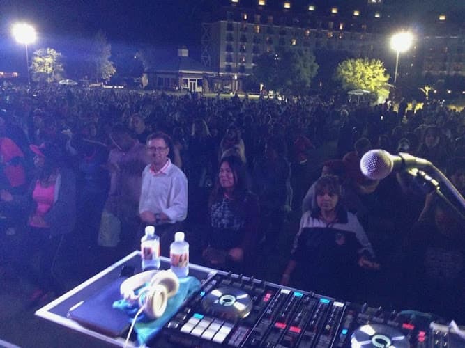 Dj Tom Love Entertainment