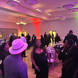 Fudes alpha entertainmentment - Wedding DJ