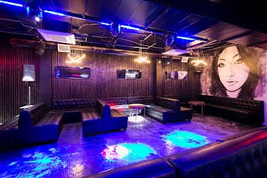 Pandora Karaoke & Bar - Wedding DJ