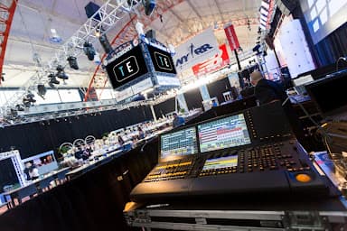 Total Entertainment - Wedding DJ