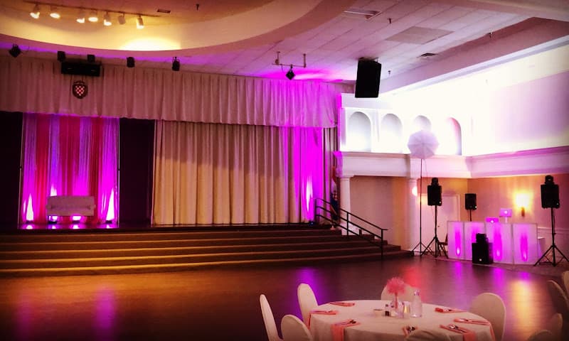 DJ Love - Sound & Lighting