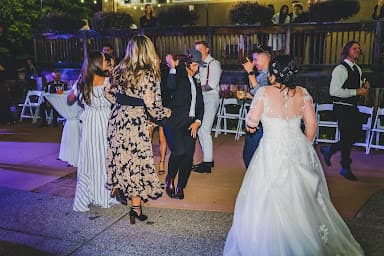 7000 Feet of Sound - Wedding DJ