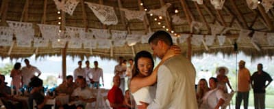 DJ Liam Grist Oahu Wedding DJ