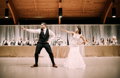 CG Entertainment - DJ & Photo Booth - Wedding DJ