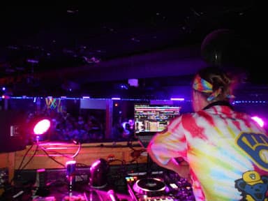 DJ Dougie - Wedding DJ