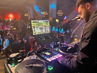 Murray Hill Talent - Wedding DJ