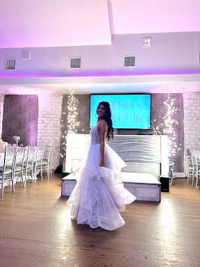 Royal Entertainment Productions - Wedding DJ