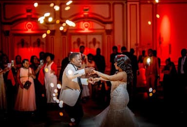 Jeanyo Entertainment - Wedding DJ