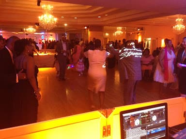 DJ Infinite Sounds Entertainment - Wedding DJ