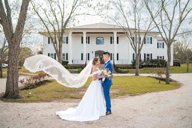 Weddings Unlimited - Wedding DJ