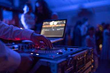 SIX50 Productions - Wedding DJ