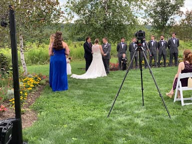 Engaged Entertainment - Wedding DJ