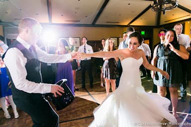 Generation Y Entertainment (GYE) - Wedding DJ