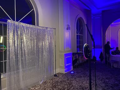 Mobile Music Factory - Wedding DJ