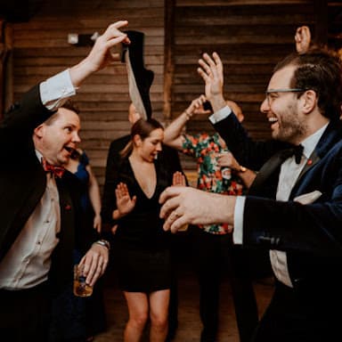 Remixologists - Wedding DJ