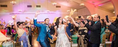 SILK EVENTS - DJ + Lighting