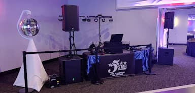 5 Star Entertainment DJ Service - Wedding DJ