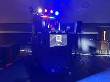 YB Studios - Wedding DJ