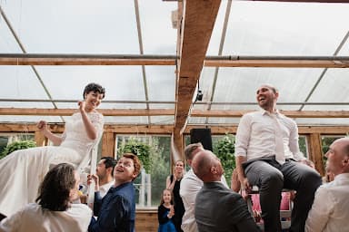 Spin Entertainment Group LLC - Wedding DJ