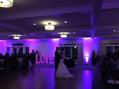 Showcase Sound - Wedding DJ