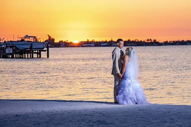 Avstatmedia - Wedding DJ