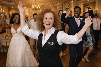 Pro DJs / Pro Fun Pics Photobooth - Wedding DJ