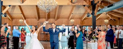 Soundwaves DJ Entertainment