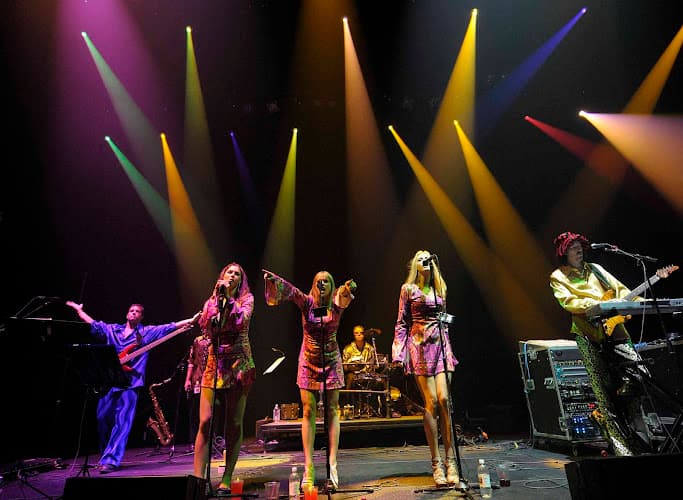 The Grooves Dance Band