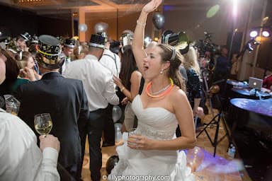 Rock It Man Entertainment - Wedding DJ