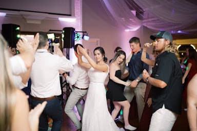 Hot Potato ENTERTAINMENT - Wedding DJ