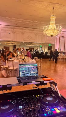 Deejay Haralambos - Wedding DJ