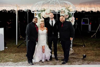 Xclusive Soundz - Wedding DJ