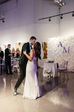 Sounds Great Entertainment - Wedding DJ