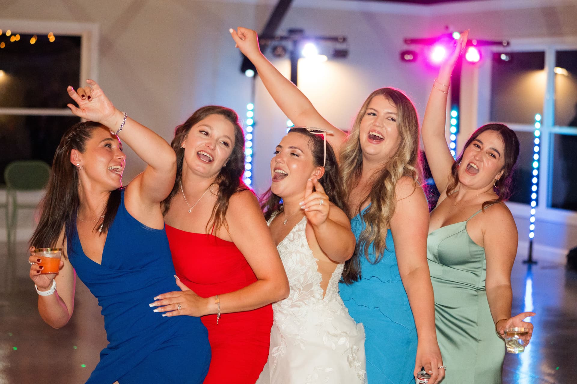 JD Entertainment LLC - Wedding DJ