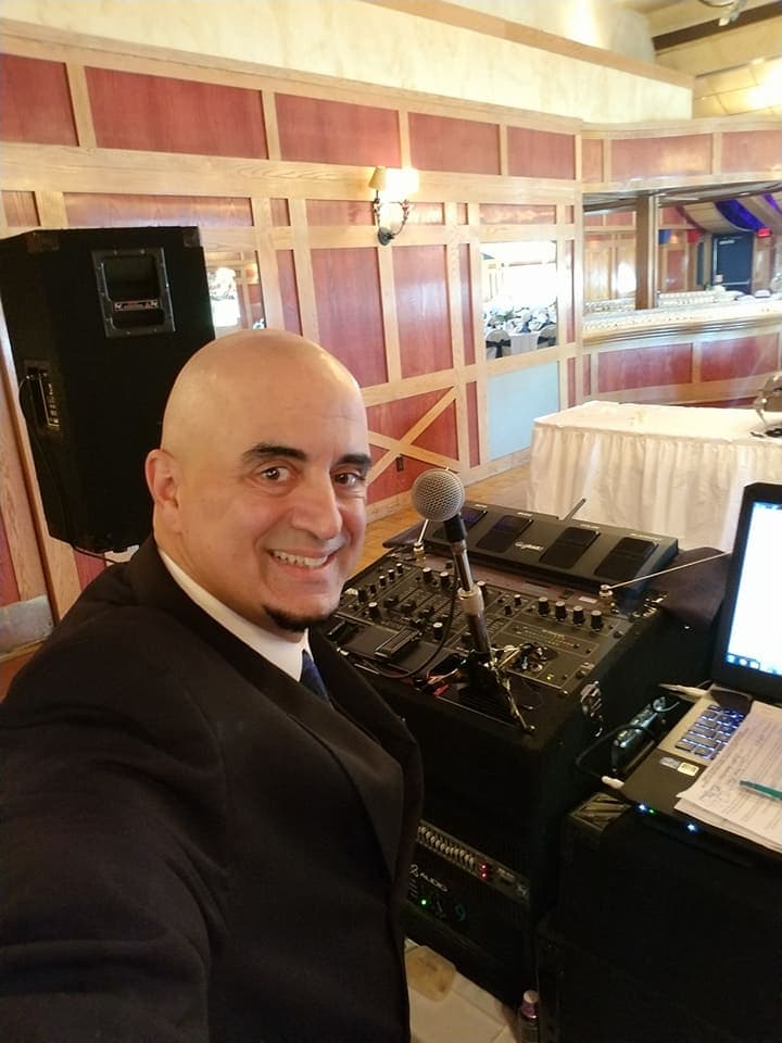 Dj Tony Rome Entertainment LLC - Wedding DJ