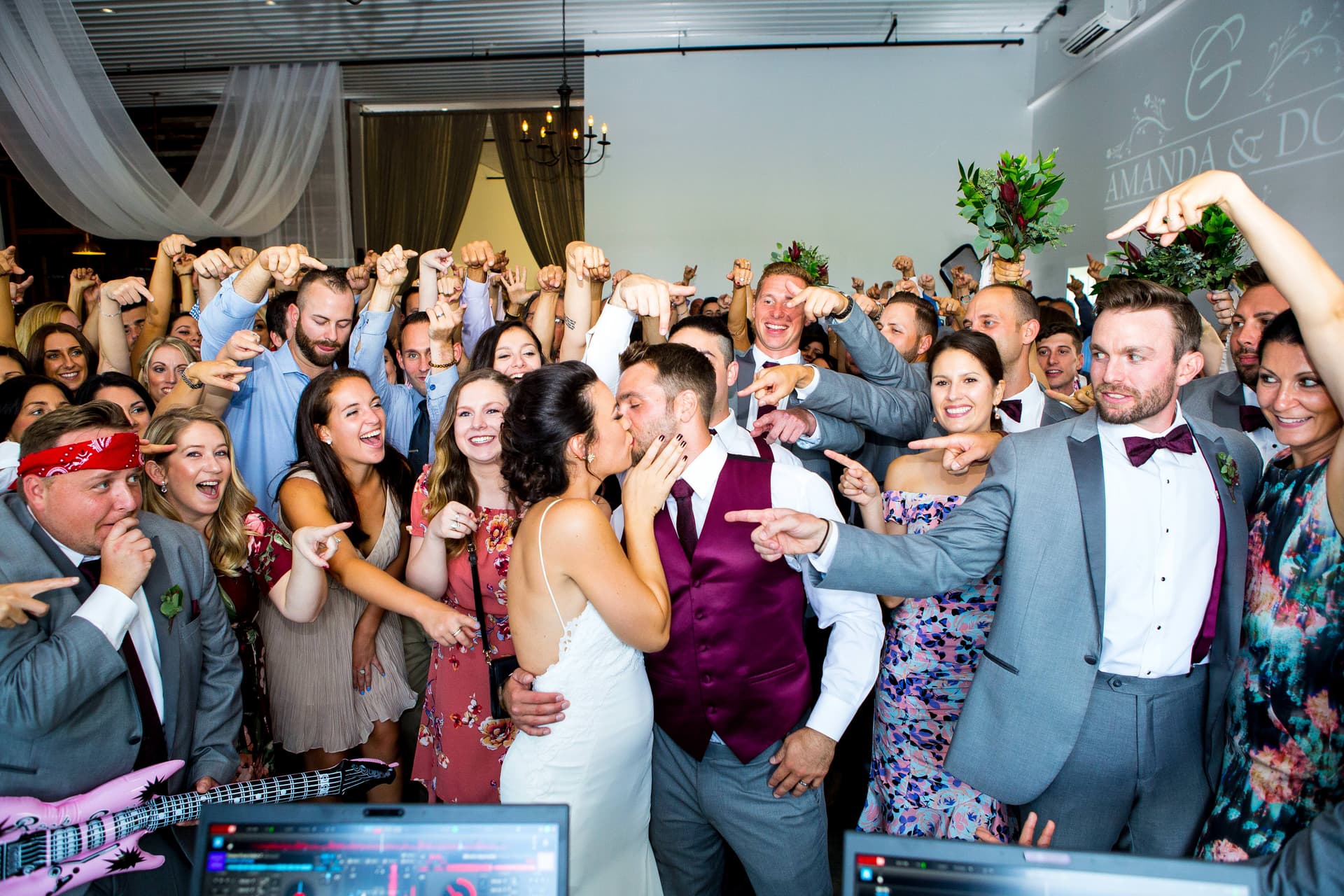 Sound Express Entertainment - Wedding DJ