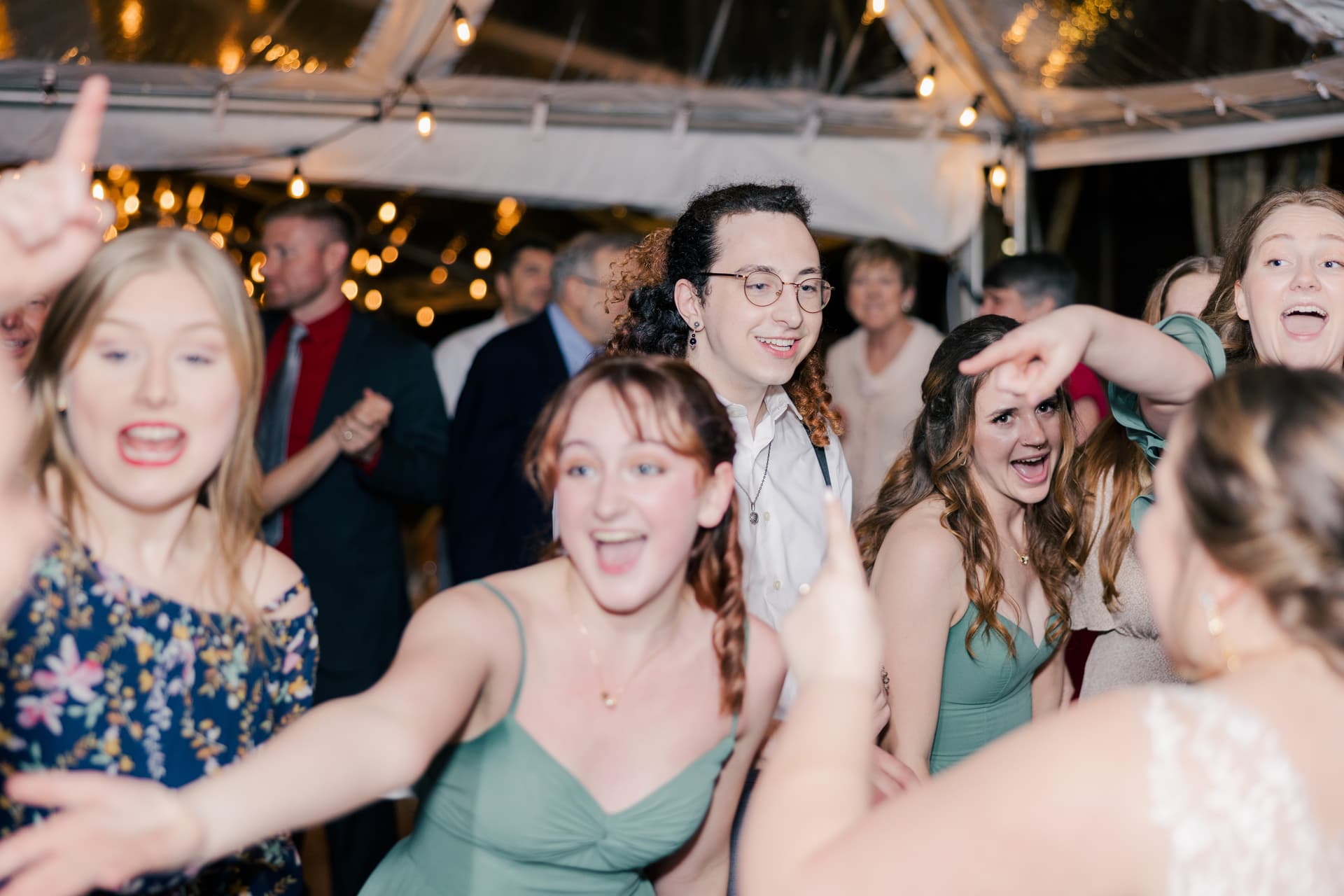 XLS Entertainment - Wedding DJ